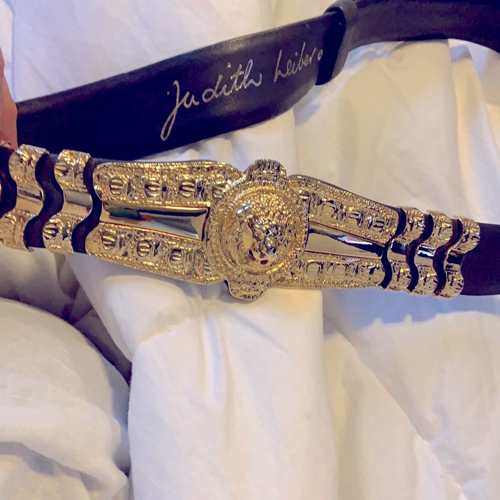 JUDITH LEIBER VINTAGE GREY LEATHER/GOLD ADJUSTABLE BELT TO 39 ”